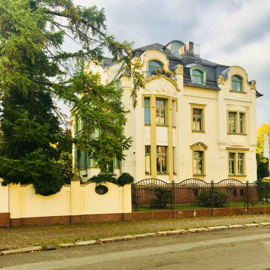 APPARTMENT VILLA AM BRETSCHNEIDERPARK ЛЕЙПЦИГ (Германия) - Квартиры  посуточно - от 16885 RUB | NOCHI